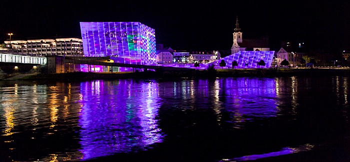 Linz Nibelungenbrücke, Donau, Ars Electronica Center, Stadtpfarrkirche Uhrfahr