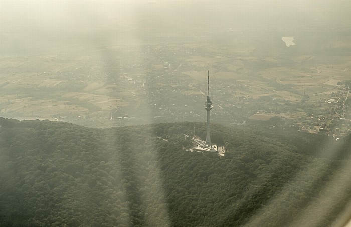 Sumadija - Avala mit Fernsehturm Avala Belgrad Luftbild aerial photo