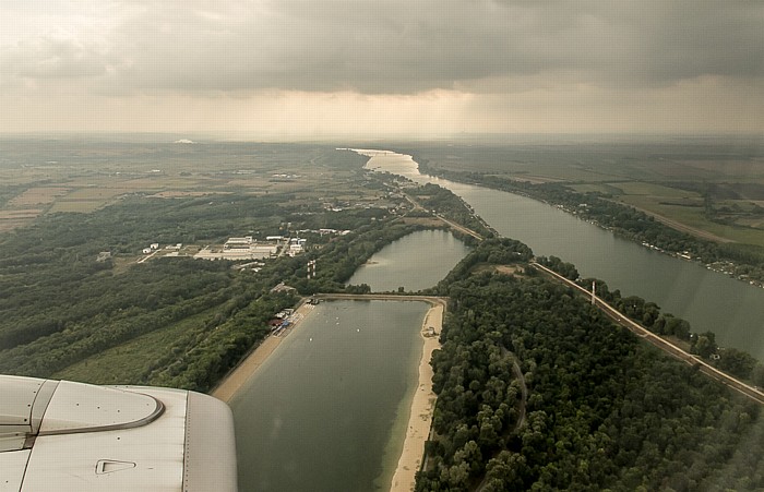 Sumadija - Belgrad: Ada Ciganlija Luftbild aerial photo