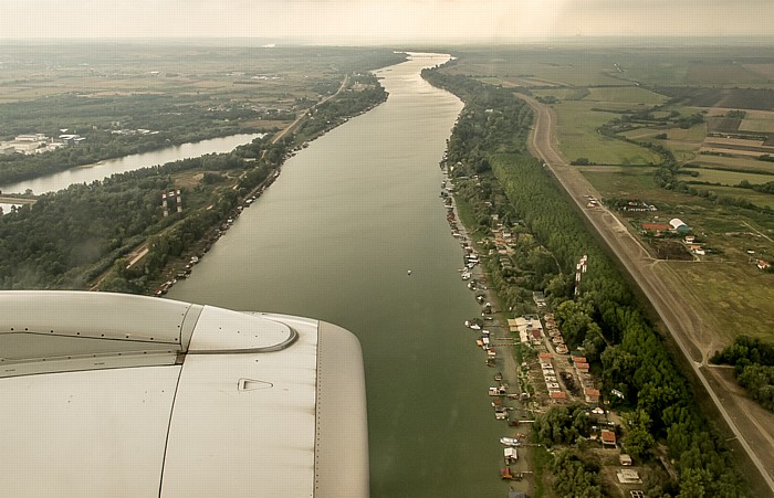 Sumadija - Belgrad: Sava Ada Ciganlija Luftbild aerial photo