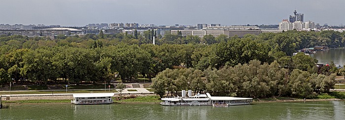 Festung von Belgrad: Blick vom Kalemegdan - Save, Novi Beograd, Donau Genex-Turm Kombank Arena Monument 