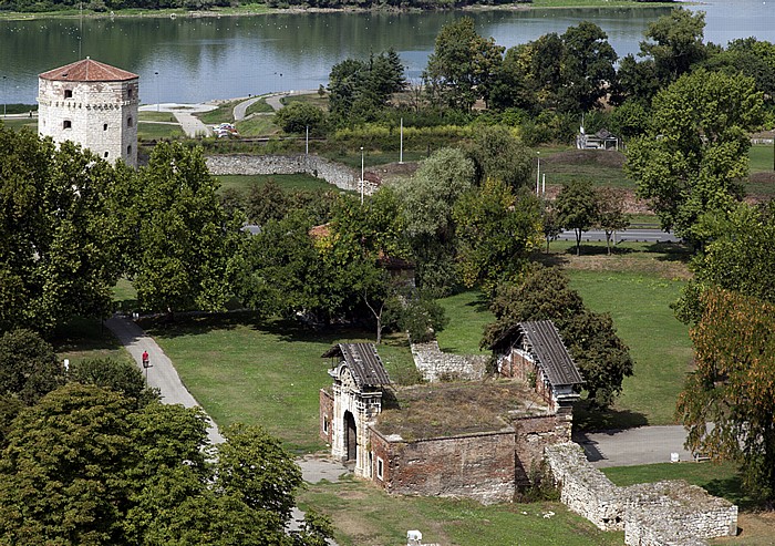 Festung von Belgrad: Kalemegdan - Nebojsa-Turm (Nebojsa Kula) und Karlstor Donau