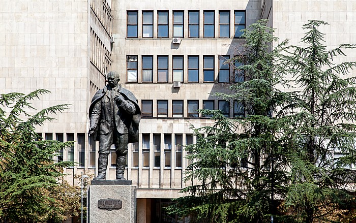 Universitätspark (Univerzitetski park): Jovan-Cvijic-Denkmal Belgrad