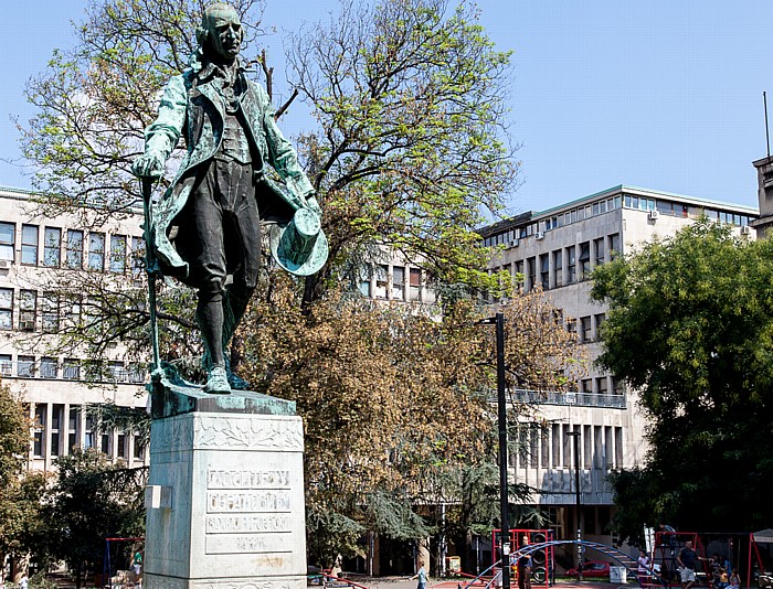 Universitätspark (Univerzitetski park): Dositej-Obradovic-Denkmal Belgrad