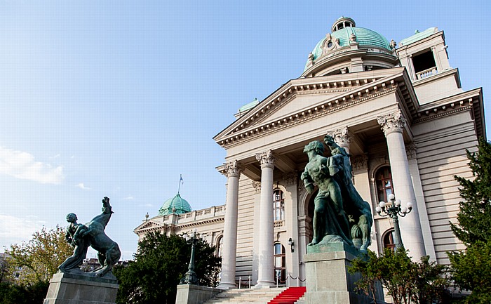 Nikola-Pasica-Platz (Trg Nikole Pasica): Haus der Nationalversammlung Belgrad