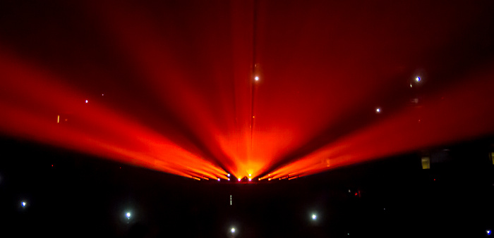 Kombank Arena (Belgrade Arena): Roger Waters - The Wall Live - Another Brick in The Wall Part 1