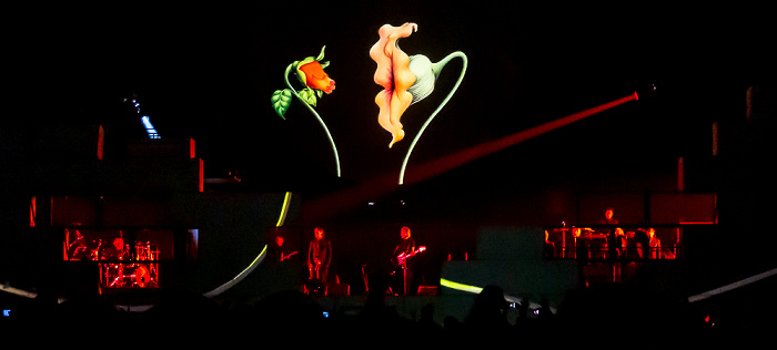 Kombank Arena (Belgrade Arena): Roger Waters - The Wall Live Belgrad Empty Spaces