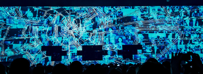 Kombank Arena (Belgrade Arena): Roger Waters - The Wall Live - Another Brick In The Wall Part 3