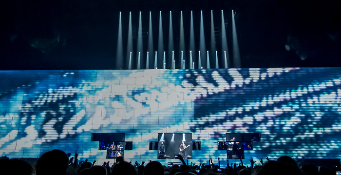 Kombank Arena (Belgrade Arena): Roger Waters - The Wall Live Belgrad Another Brick In The Wall Part 3