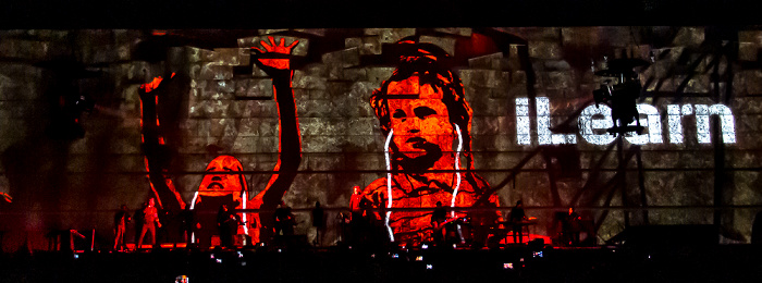 Kombank Arena (Belgrade Arena): Roger Waters - The Wall Live - Run Like Hell
