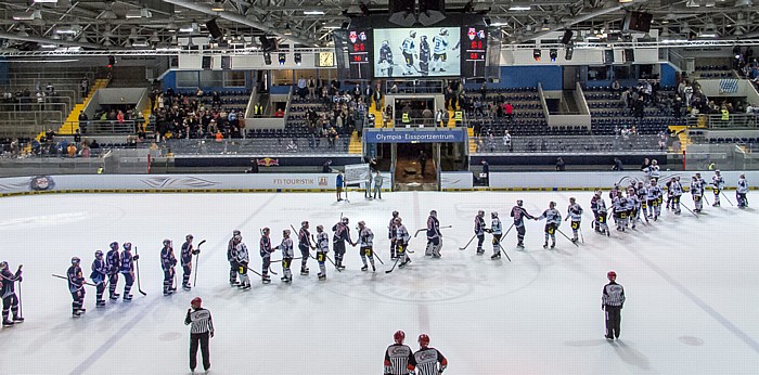 Olympia-Eissportzentrum: DEL-Spiel EHC Red Bulls München - Schwenninger Wild Wings
