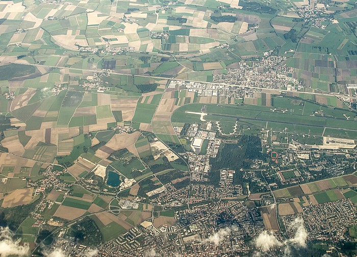 Bayern - Landkreis Fürstenfeldbruck Flugplatz Fürstenfeldbruck Maisach Luftbild aerial photo