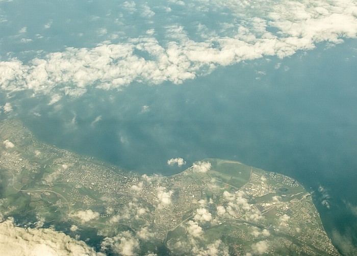 Département Haute-Savoie: Thonon-les-Bains, Genfer See Luftbild aerial photo