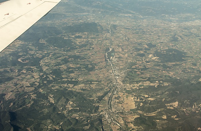 Auvergne-Rhône-Alpes - Département Drôme: Drôme Aouste-sur-Sye Crest Luftbild aerial photo