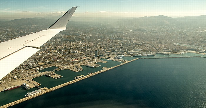 2e arrondissement de Marseille Golfe du Lion Luftbild aerial photo