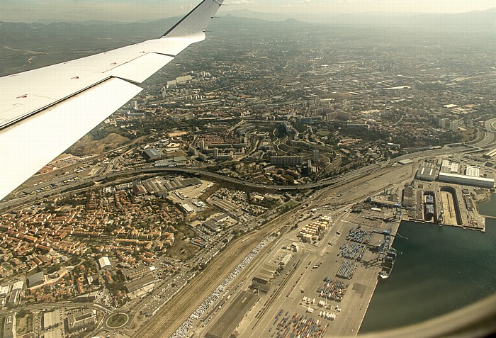 16e arrondissement de Marseille Autoroute A55 Golfe du Lion Luftbild aerial photo