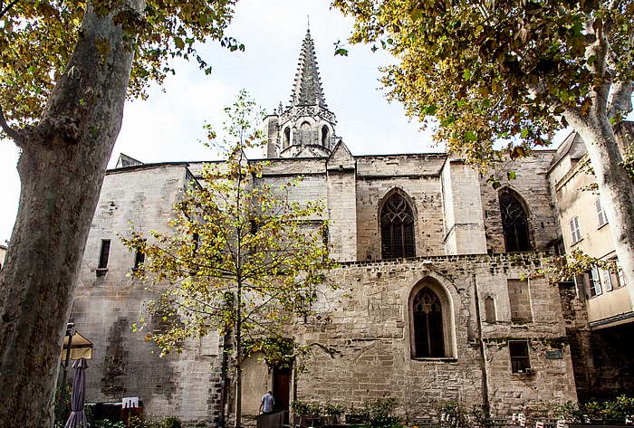 Intra-muros: Basilique Saint-Pierre d'Avignon