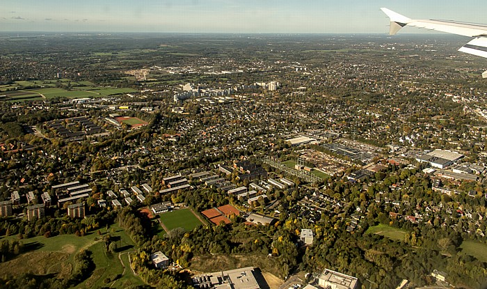 Hamburg Altona: Osdorf (links), Bahrenfeld (unten), Lurup (rechts) Lise-Meitner-Park Luftbild aerial photo