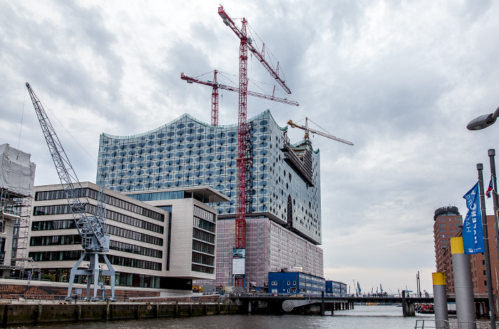 HafenCity: Quartier Am Sandtorkai/Dalmannkai - Elbphilharmonie auf ehem. Kaispeicher A Hamburg