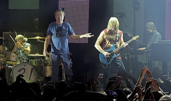 Donau-Arena: Deep Purple (+ Peter Frampton) Regensburg Steve Morse