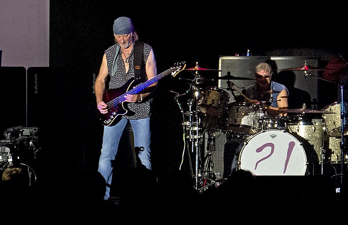 Regensburg Donau-Arena: Deep Purple - Roger Glover, Ian Paice