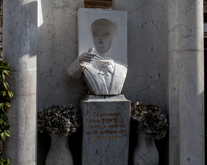 Cimetière de Montmartre: Grab von Guy Pitchal Paris