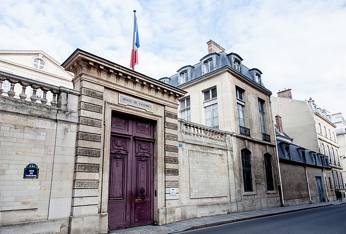 Paris Quartier des Invalides: Rue de Varenne - Hôtel de Castries