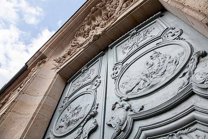 Quartier des Invalides: Rue de Varenne - Hôtel Gouffier de Thoix Paris