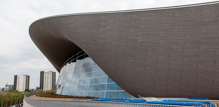 Queen Elizabeth Olympic Park: London Aquatics Centre