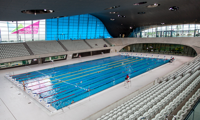 Queen Elizabeth Olympic Park: London Aquatics Centre London