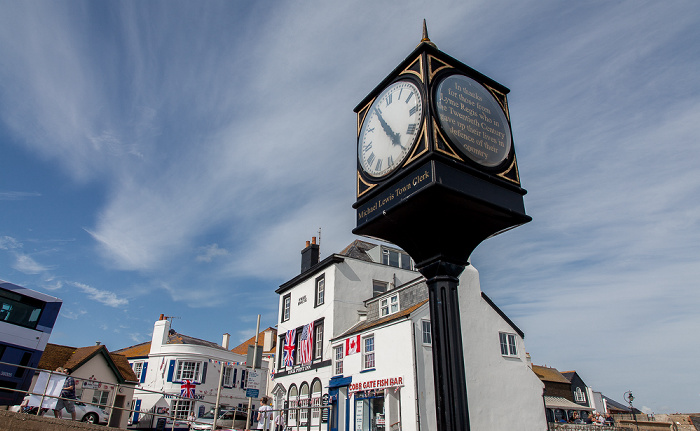 Lyme Regis Marine Parade: Michael Lewis Town Clock