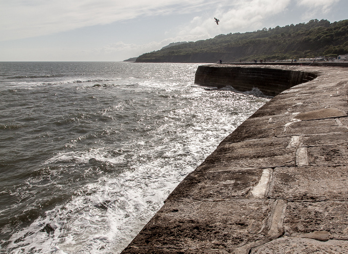 Lyme Regis Ärmelkanal (English Channel), Jurassic Coast, The Cobb