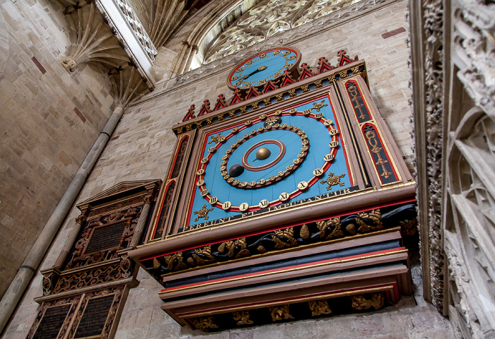 Exeter Cathedral: Astronomische Uhr Exeter