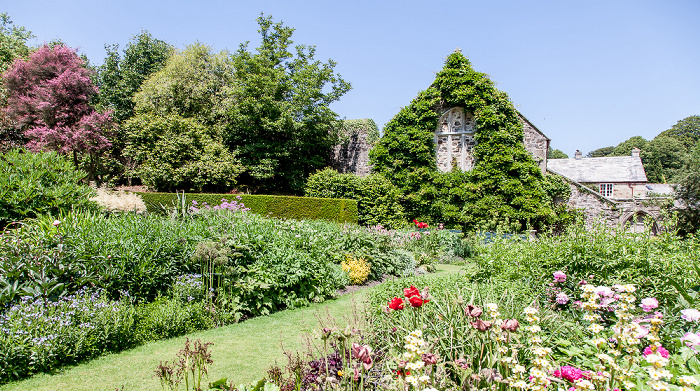 Lanhydrock Garden Bodmin