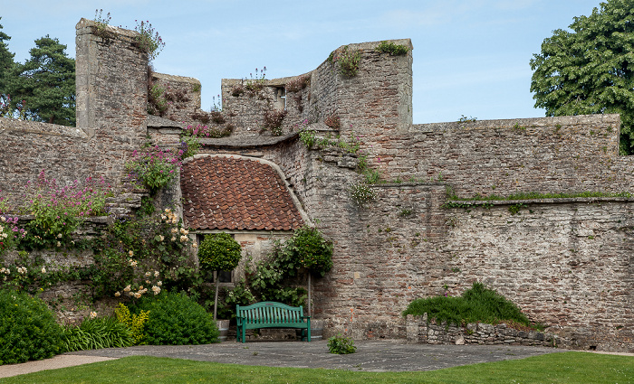 Bishop's Palace Gardens Wells