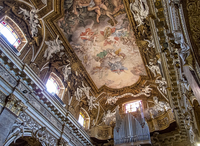 Chiesa di Santa Maria della Vittoria: Deckenfresko Triumph der Heiligen Jungfrau über die Häresie Rom