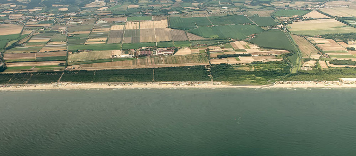 Latium - Fiumicino: Fregene Luftbild aerial photo