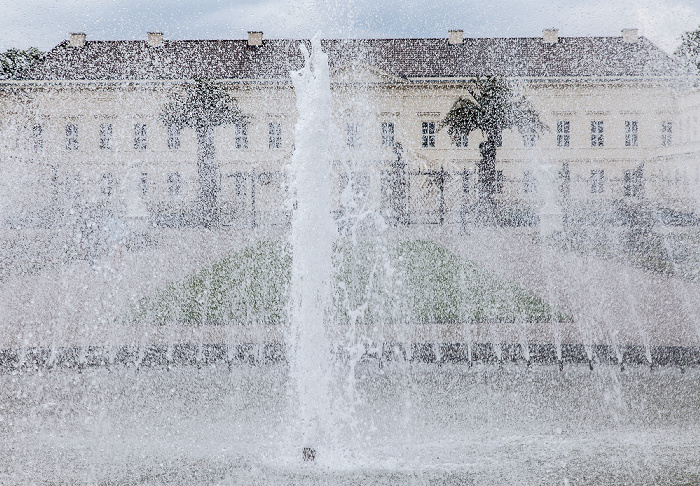 Hannover Herrenhäuser Gärten: Großer Garten - Glockenfontäne Schloss Herrenhausen