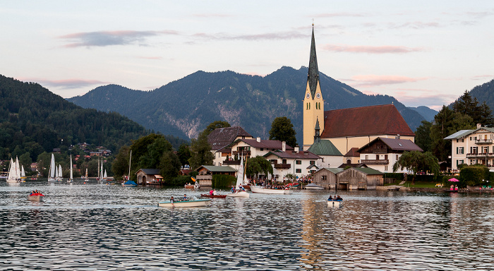 Tegernsee (Egerner Bucht), St. Laurentius Rottach-Egern