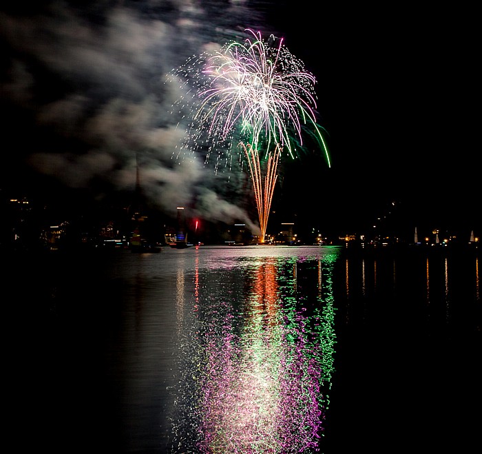 Rottach-Egern Tegernsee (Egerner Bucht): Seefest-Feuerwerk