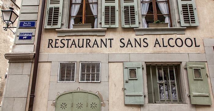 Cité-Centre: Rue des Barrières - Taverne de la Madeleine (Restaurant sans alcool) Genf