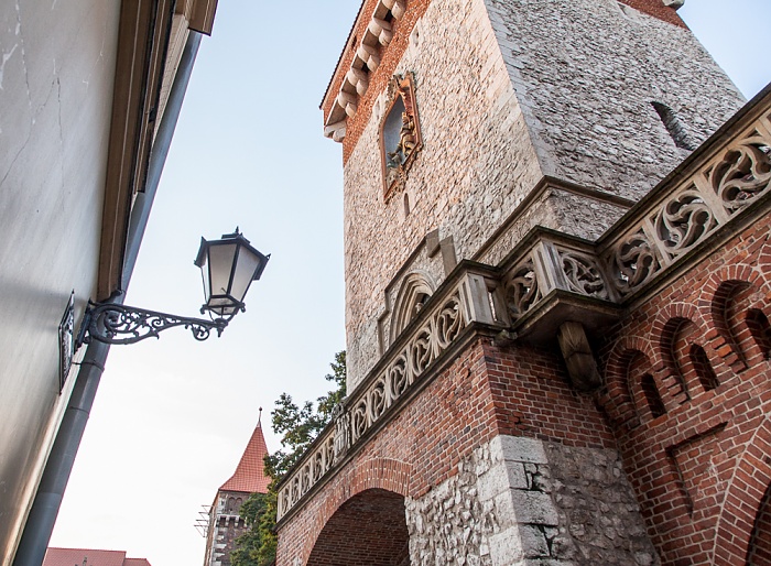 Stare Miasto: Krakauer Stadtmauer mit Florianstor