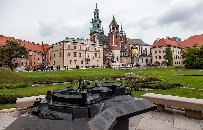 Krakau Wawel: Burghof Kathedrale St. Stanislaus und Wenzel