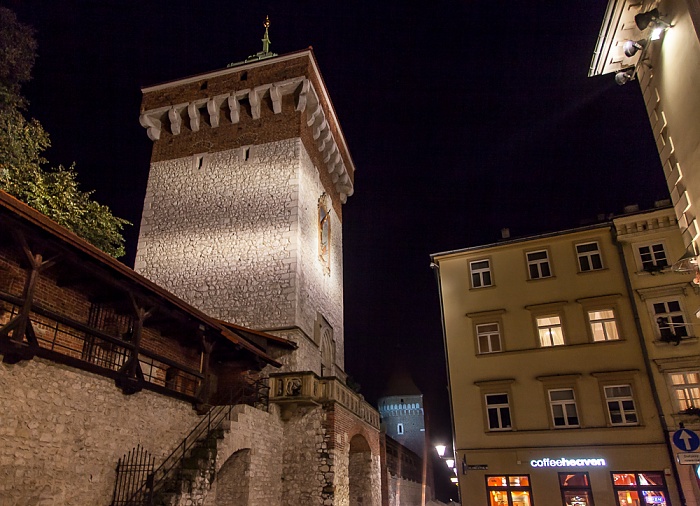 Stare Miasto: Krakauer Stadtmauer mit Florianstor Krakau