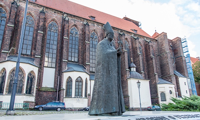 Sandinsel: Boleslaw-Kardinal-Kominek-Denkmal und Sandkirche (St. Maria auf dem Sande) Breslau