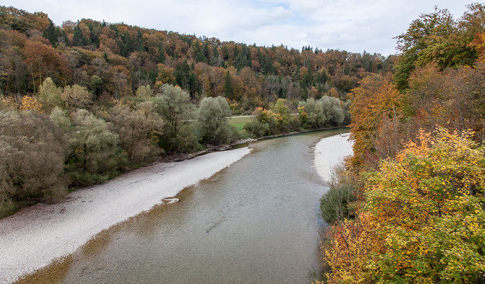 Blick von der Grünwalder Isarbrücke: Isar, Isartal (Indian Summer) Grünwald