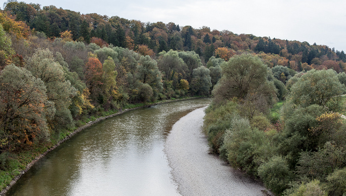 Blick von der Grünwalder Isarbrücke: Isar, Isartal Grünwald