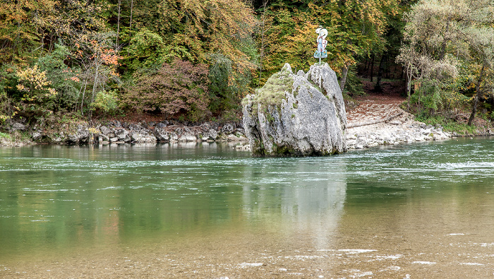 Isar mit dem Georgenstein Baierbrunn