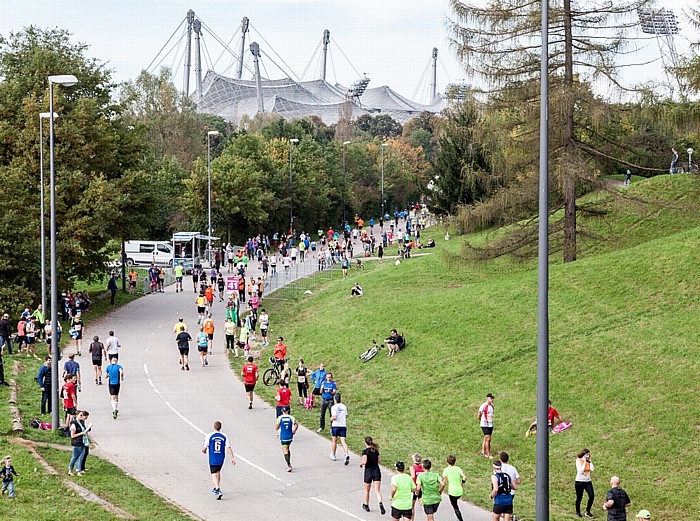 Olympiapark: München Marathon 2014 Olympiastadion
