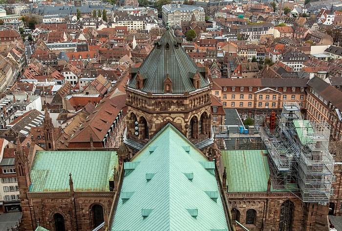 Blick von der Turmplattform des Straßburger Münsters (Cathédrale Notre-Dame de Strasbourg): Grande Île Straßburg